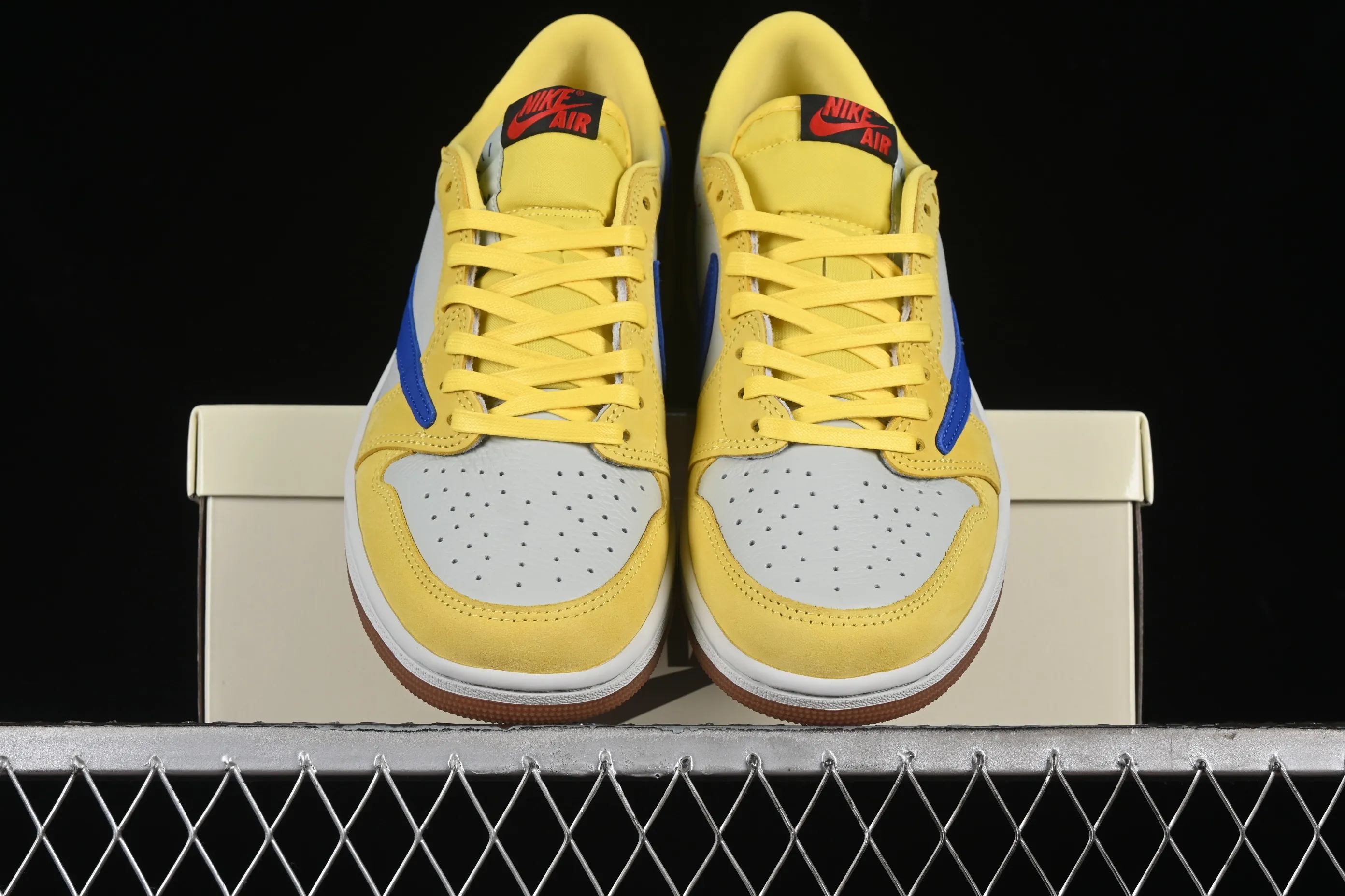 All Categories Air Jordan Jordan Series Basketball Shoes Air Jordan 1 Low LJR Version Travis Scott x Air Jordan 1 Low OG AJ1 Joe 1 Joint Undercut DZ4137-700